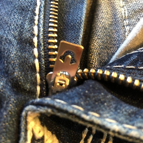 True Religion Ricky Big QT (Straight) Dark Wash White Bold Stitching Size 33 - Picture 15 of 16